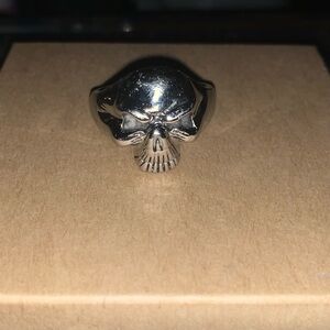 Men’s Sterling Silver skull ring, normal wear and tear